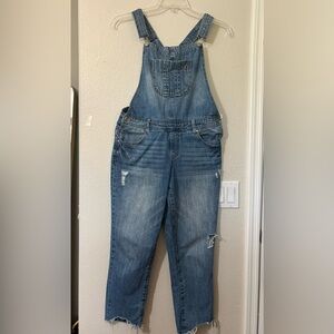 Kensie Blue Denim Overalls with minor Distressing. Adjustable Straps 100% Cotton